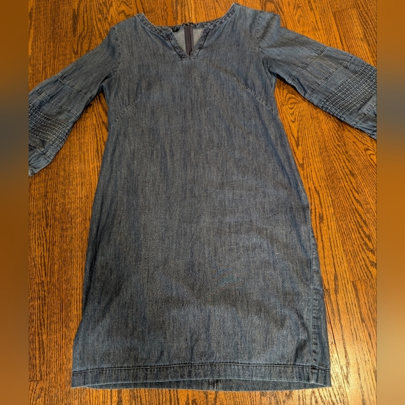 Talbots Dresses & Skirts - Talbot's Chambray Dress Size 4